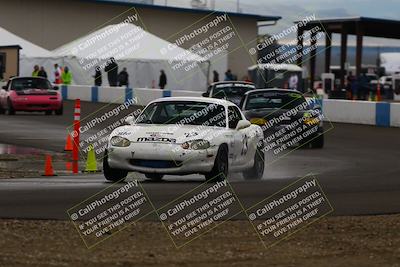 media/Nov-16-2025-CalClub SCCA (Sun) [[2975c16dfc]]/Group 4/Turn 1/